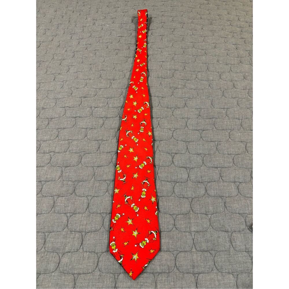 Grinch tie